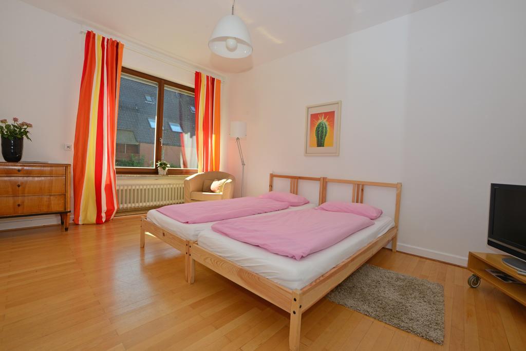 Moderne Ferienwohnung Deichstrasse Hennef  Cameră foto